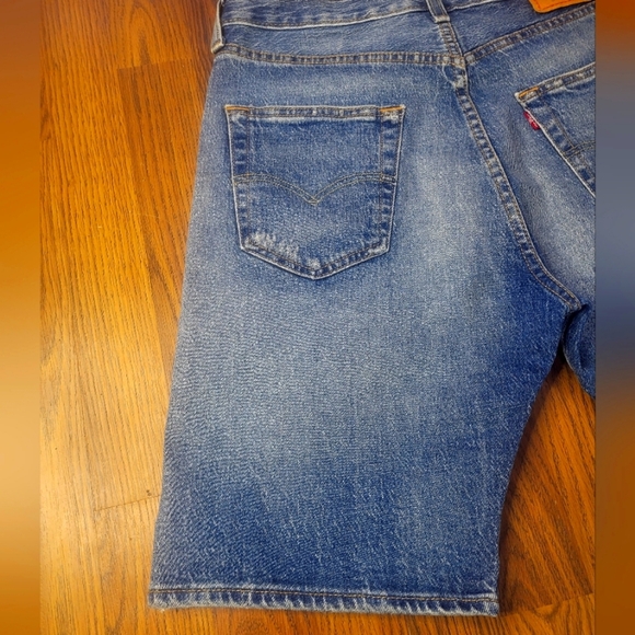 Levi’s 501 Denim Distressed Jean Shorts W30 A60 Waterless - Picture 9 of 11